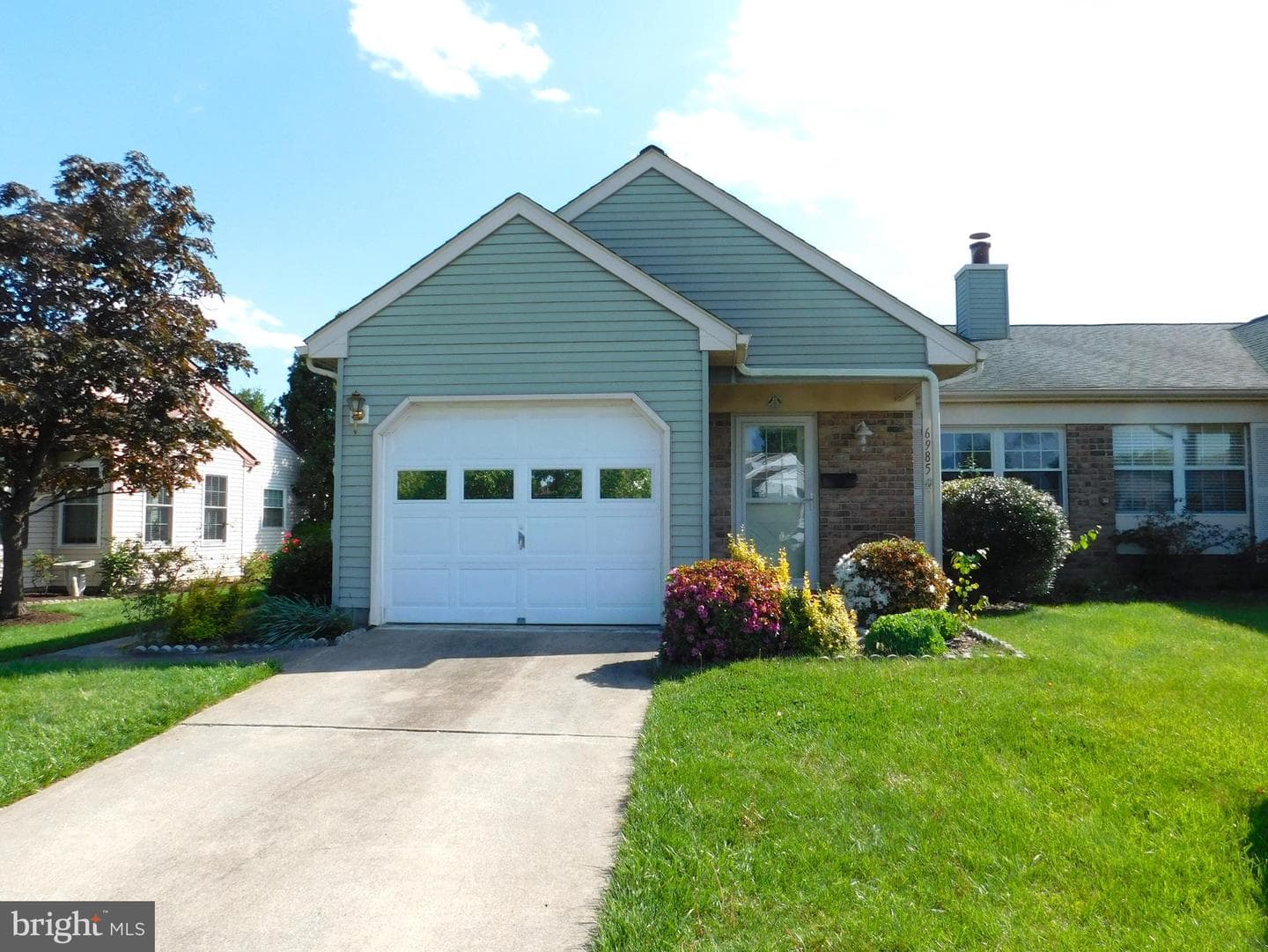 6985 Arbor Drive photo 1