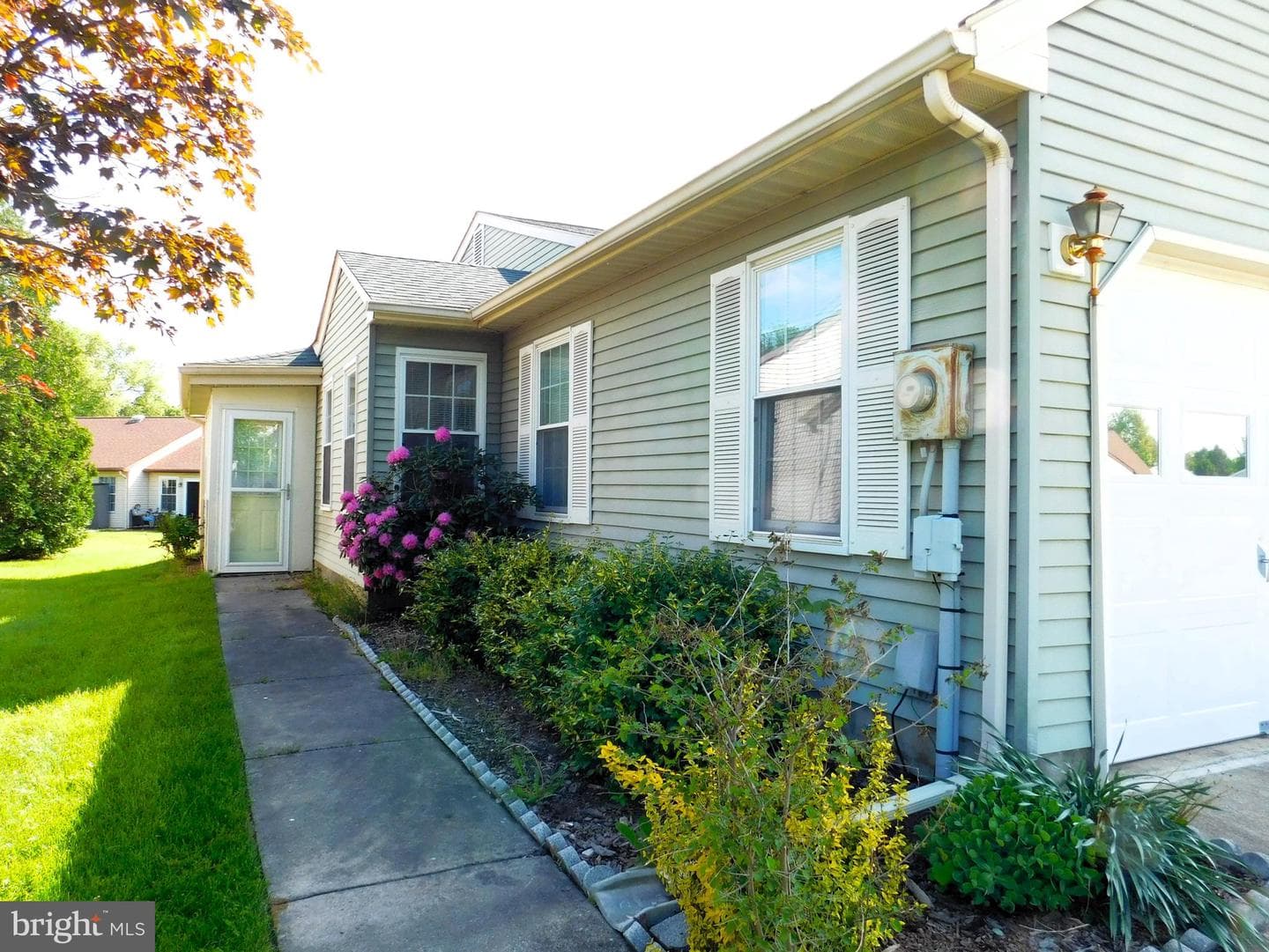 6985 Arbor Drive photo 4