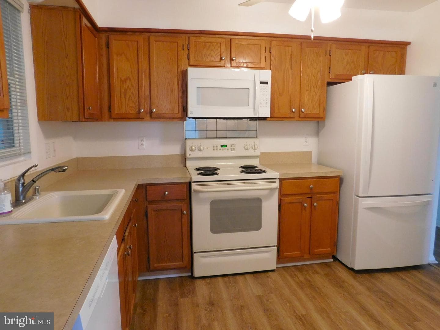 6985 Arbor Drive photo 9
