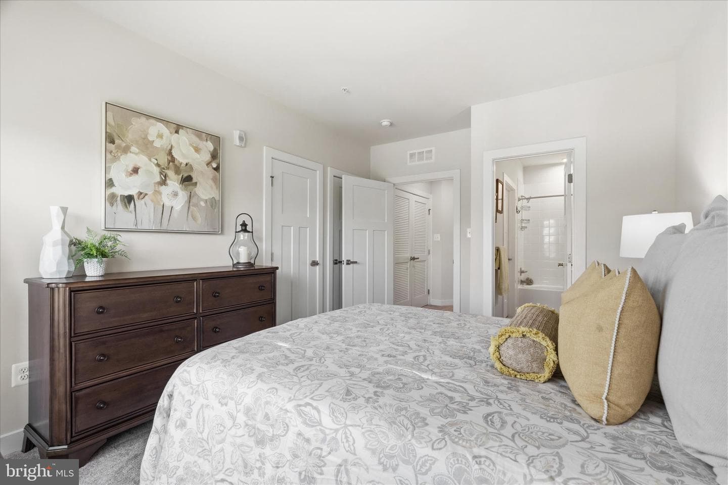 5733 Meadowood Street #303 photo 34