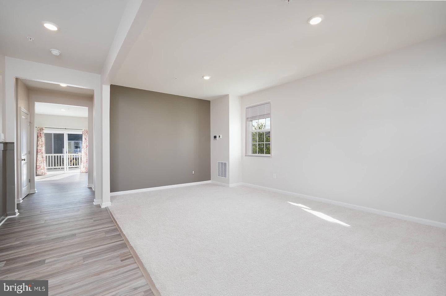 2085 Pomona Way photo 19