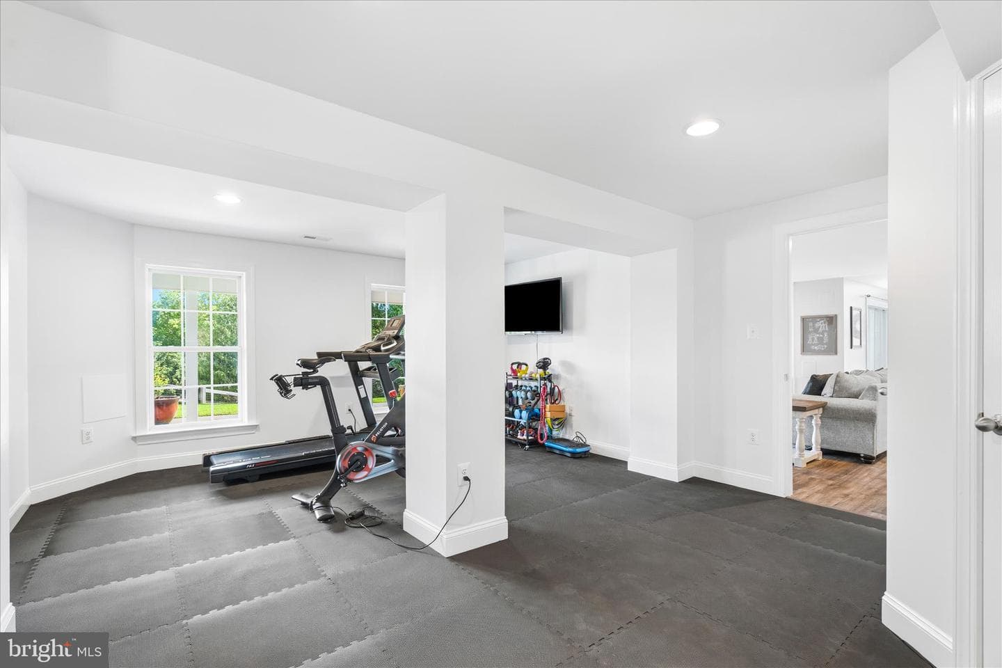 2258 W. Greenleaf Drive photo 30