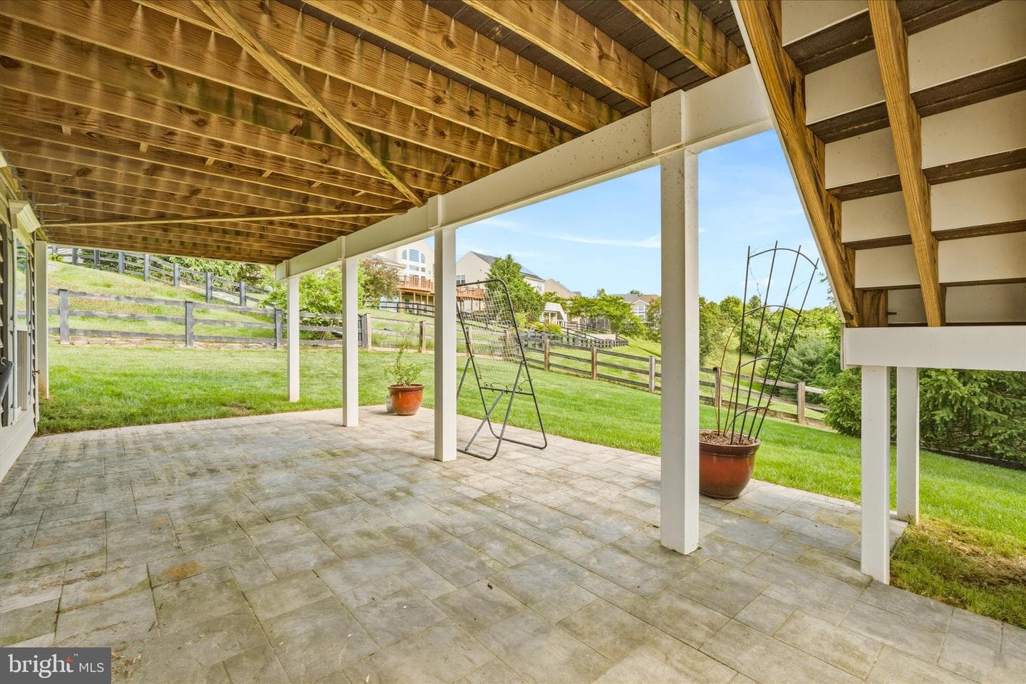 2258 W. Greenleaf Drive photo 37