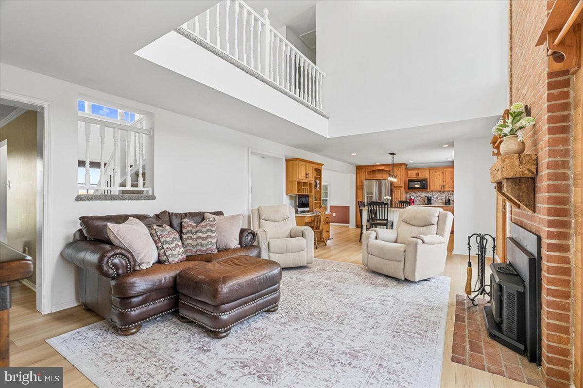 3938 Cherry Lane photo 16