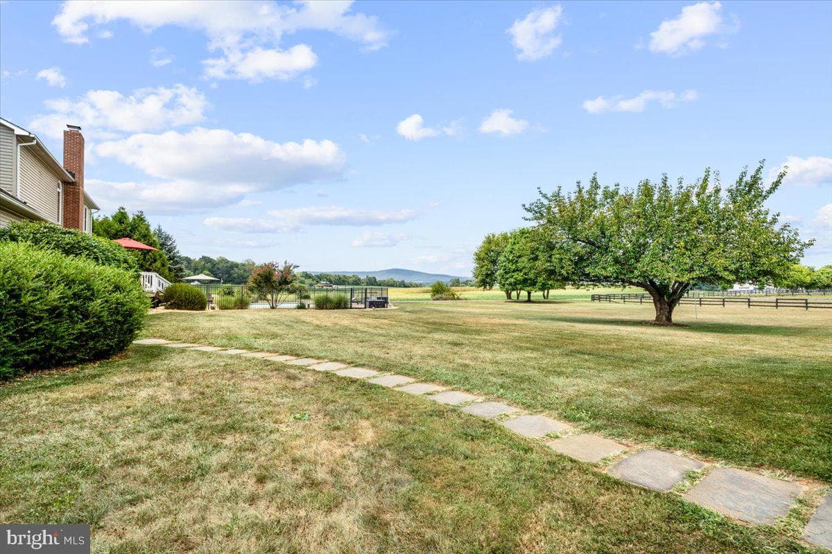 3938 Cherry Lane photo 50