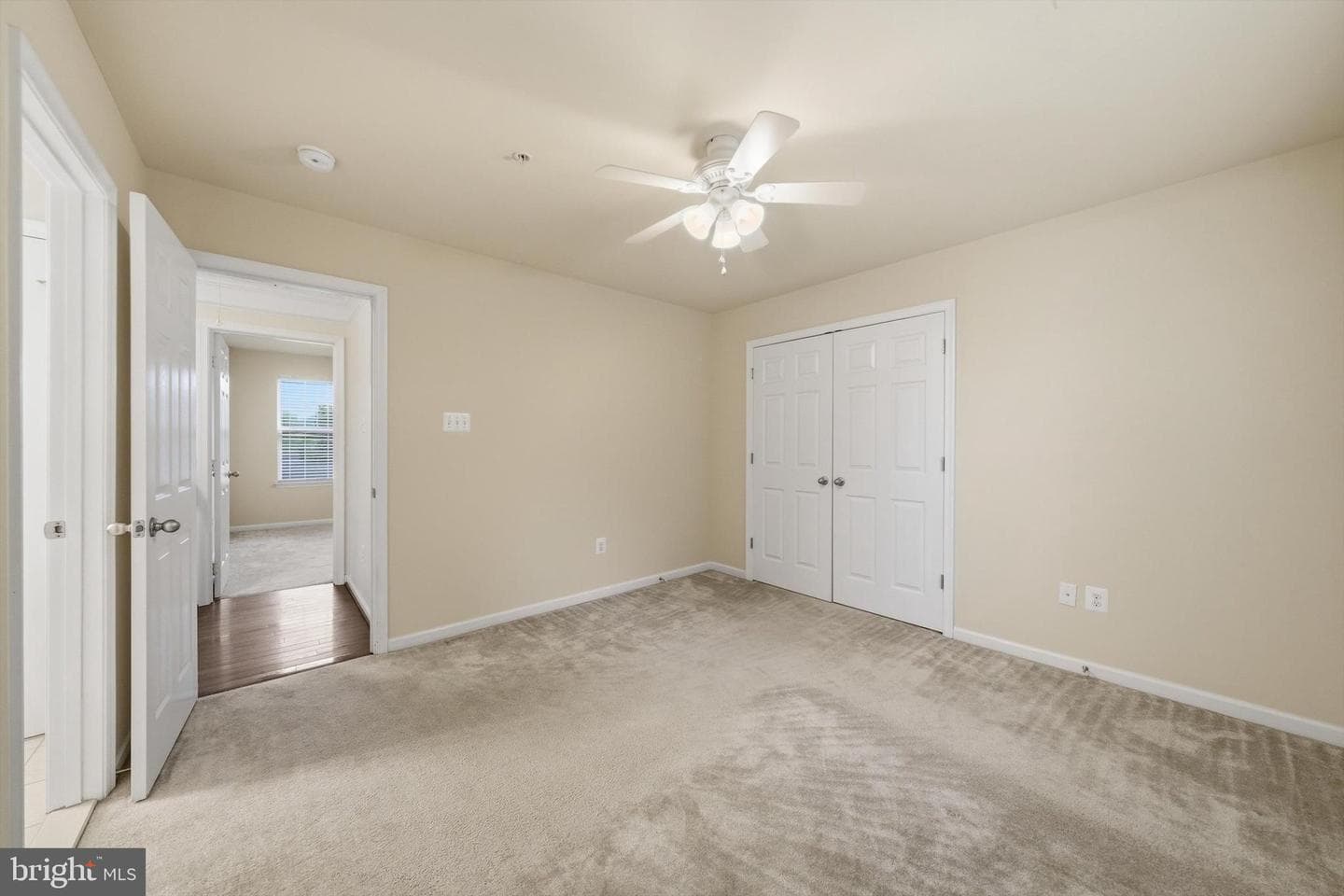 6728 Meadowlawn Circle photo 34