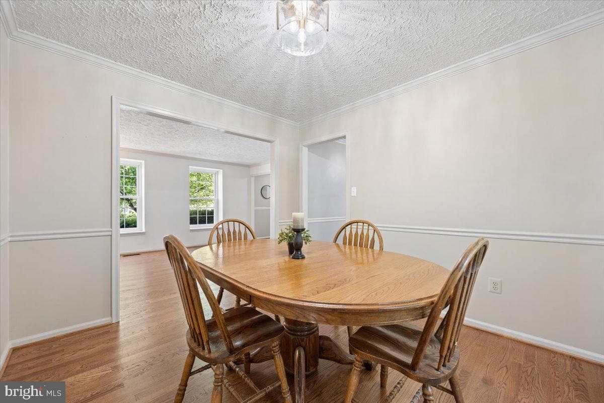 6396 Devonshire Lane photo 23