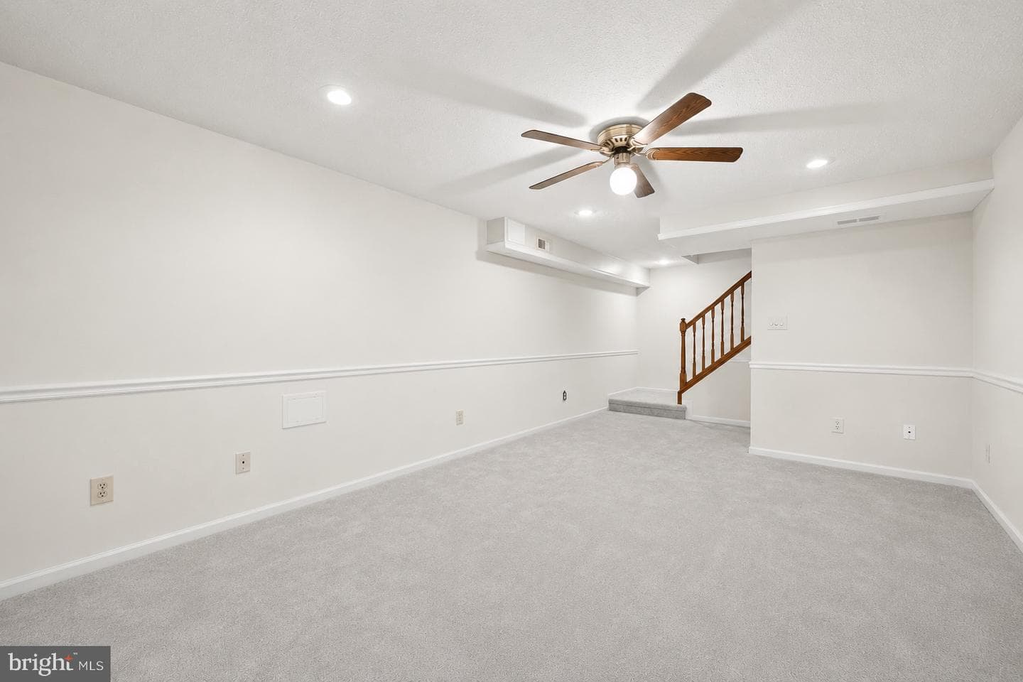 6396 Devonshire Lane photo 43