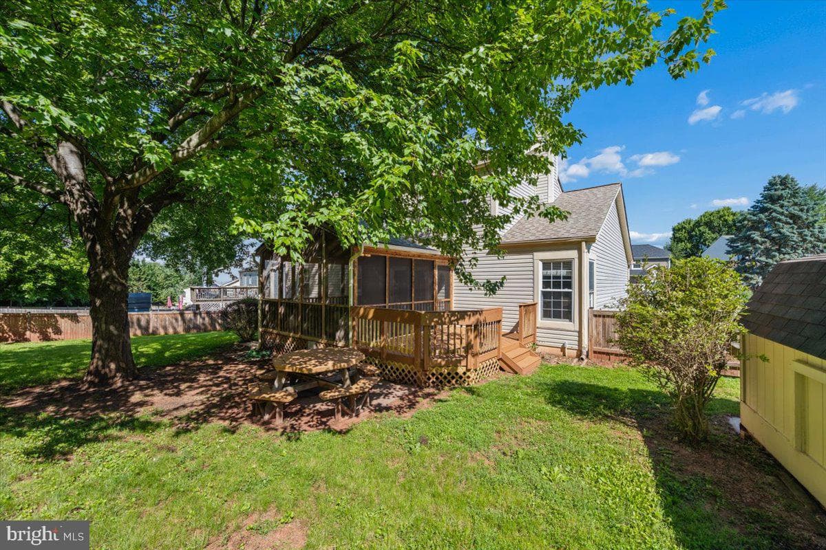 6396 Devonshire Lane photo 59