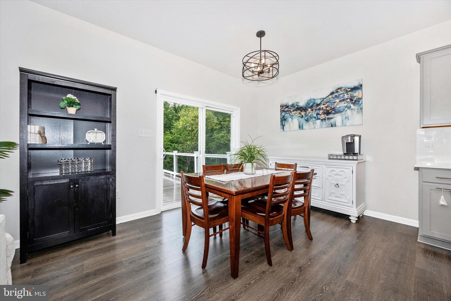 5613 Zoe Lane photo 11