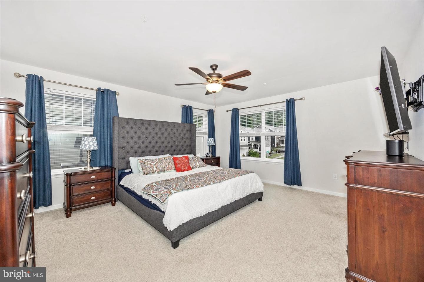 5613 Zoe Lane photo 16