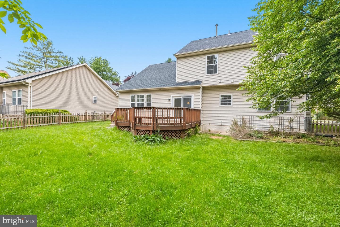 100 Crossing Pointe Court photo 34