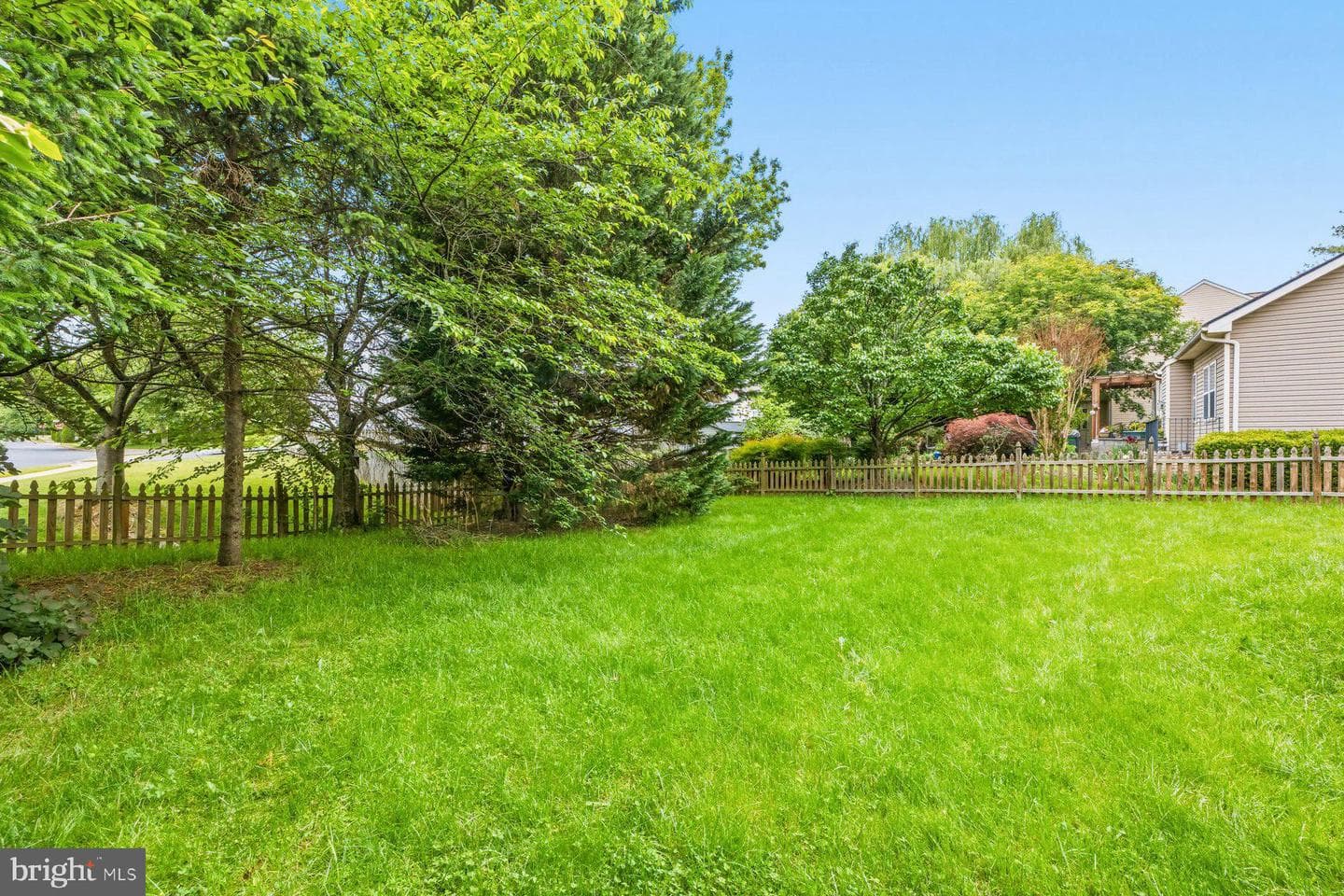 100 Crossing Pointe Court photo 35