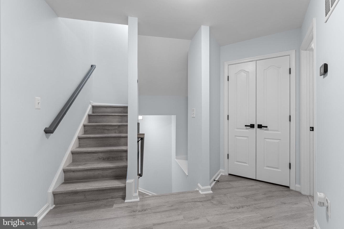 114 Featherstone Place photo 30