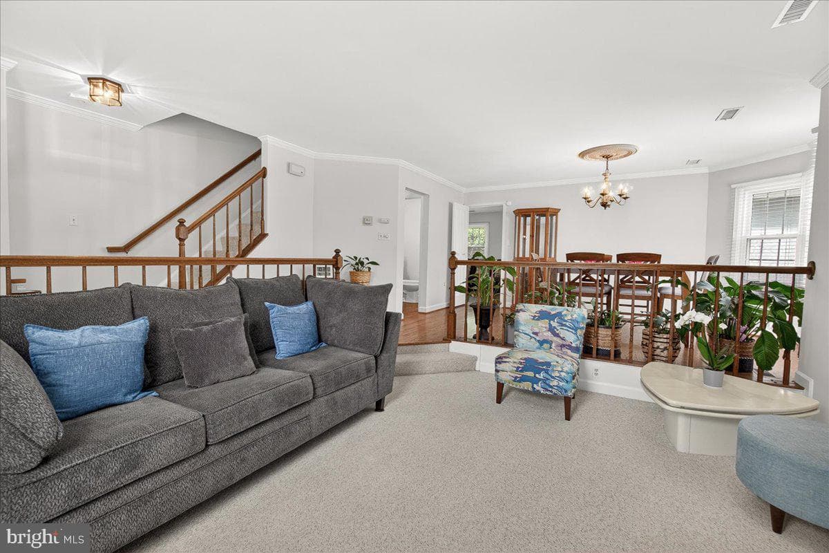 815 Dunbrooke Court photo 11
