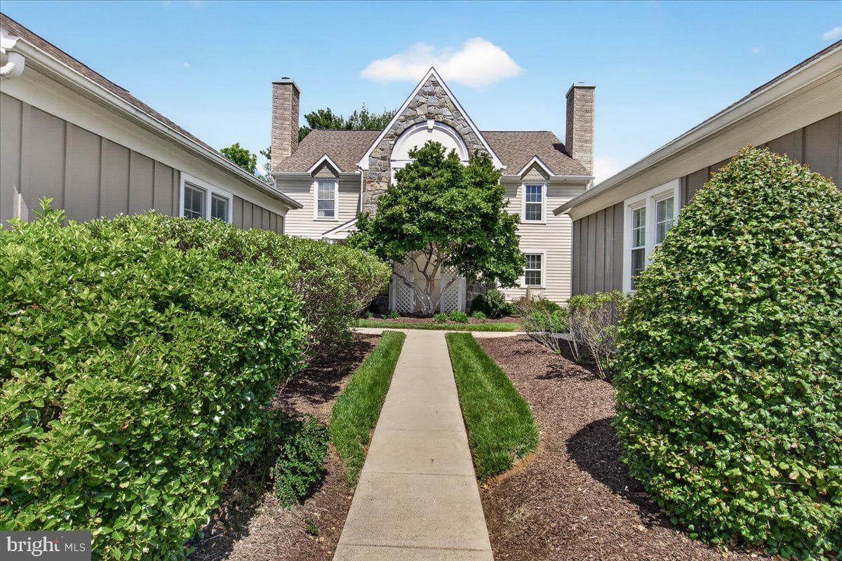 815 Dunbrooke Court, Frederick