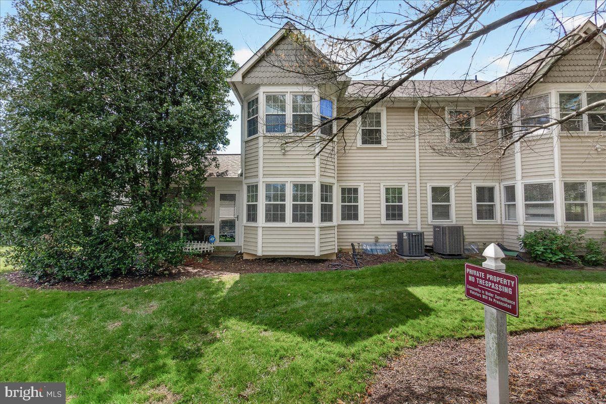815 Dunbrooke Court photo 42