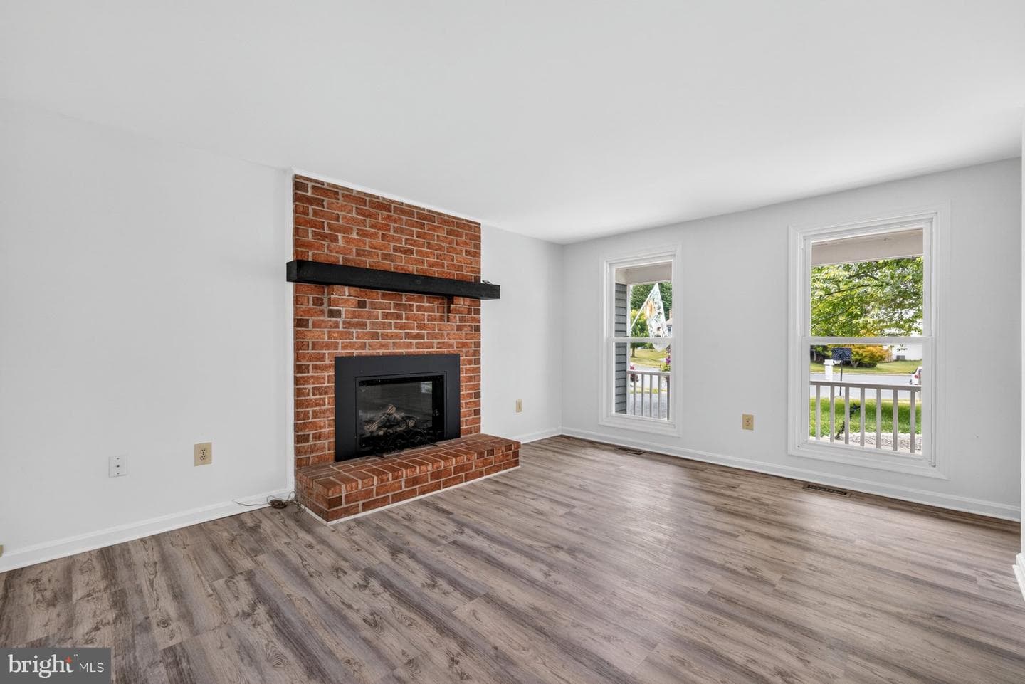 302 Spring Gate Court photo 21