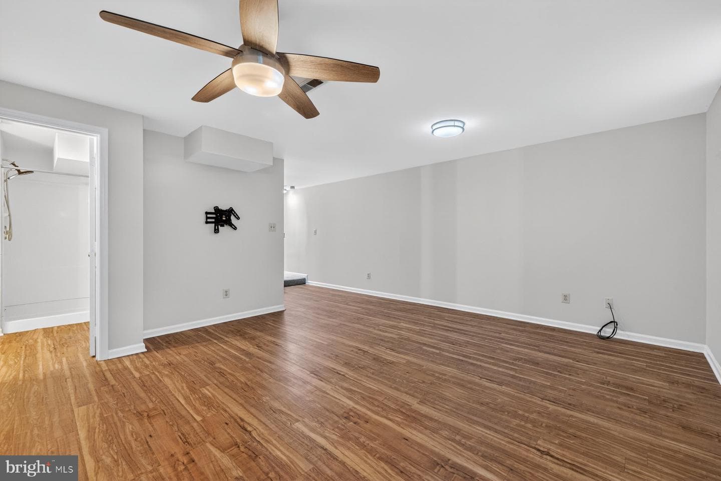302 Spring Gate Court photo 43