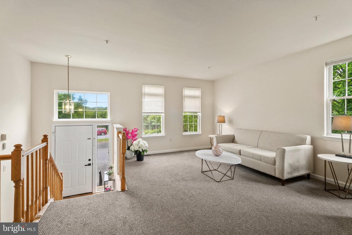 1709 Woodruff Way photo 4