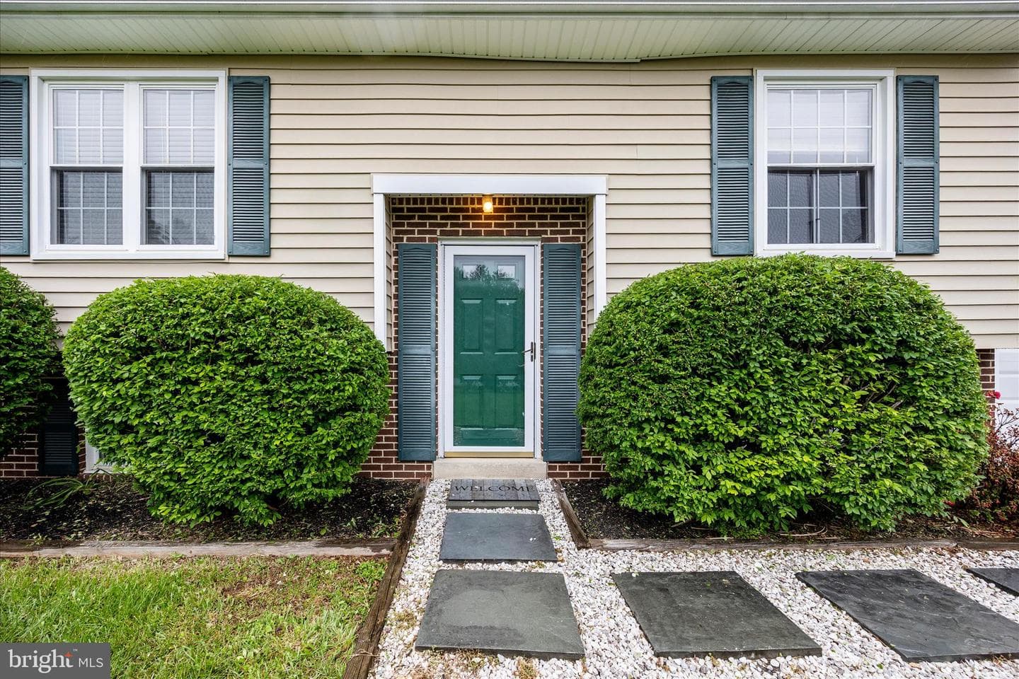 11005 Horseshoe Drive photo 2