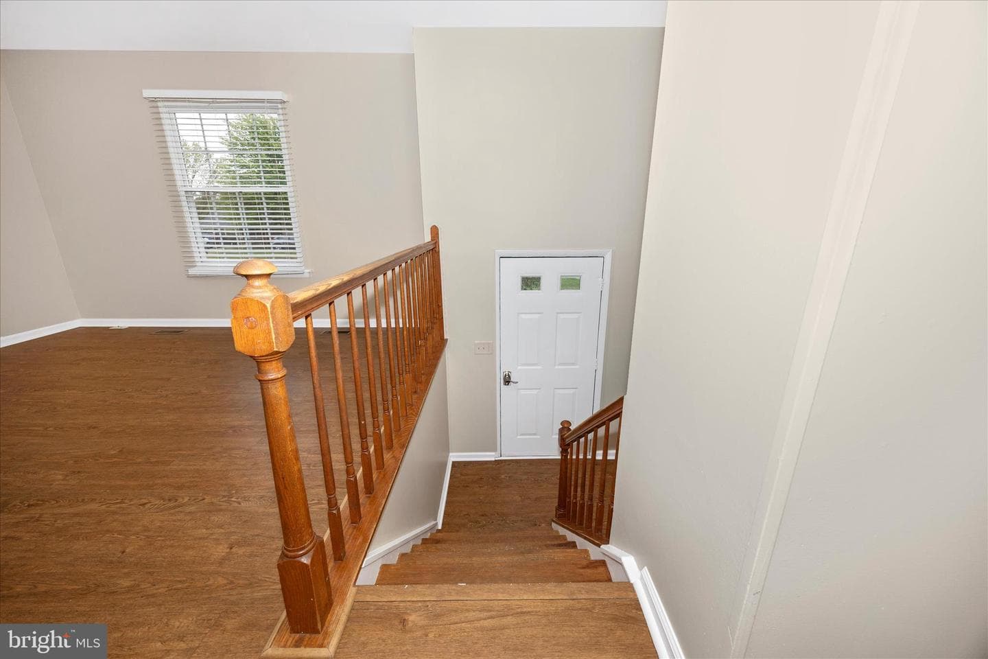 11005 Horseshoe Drive photo 4