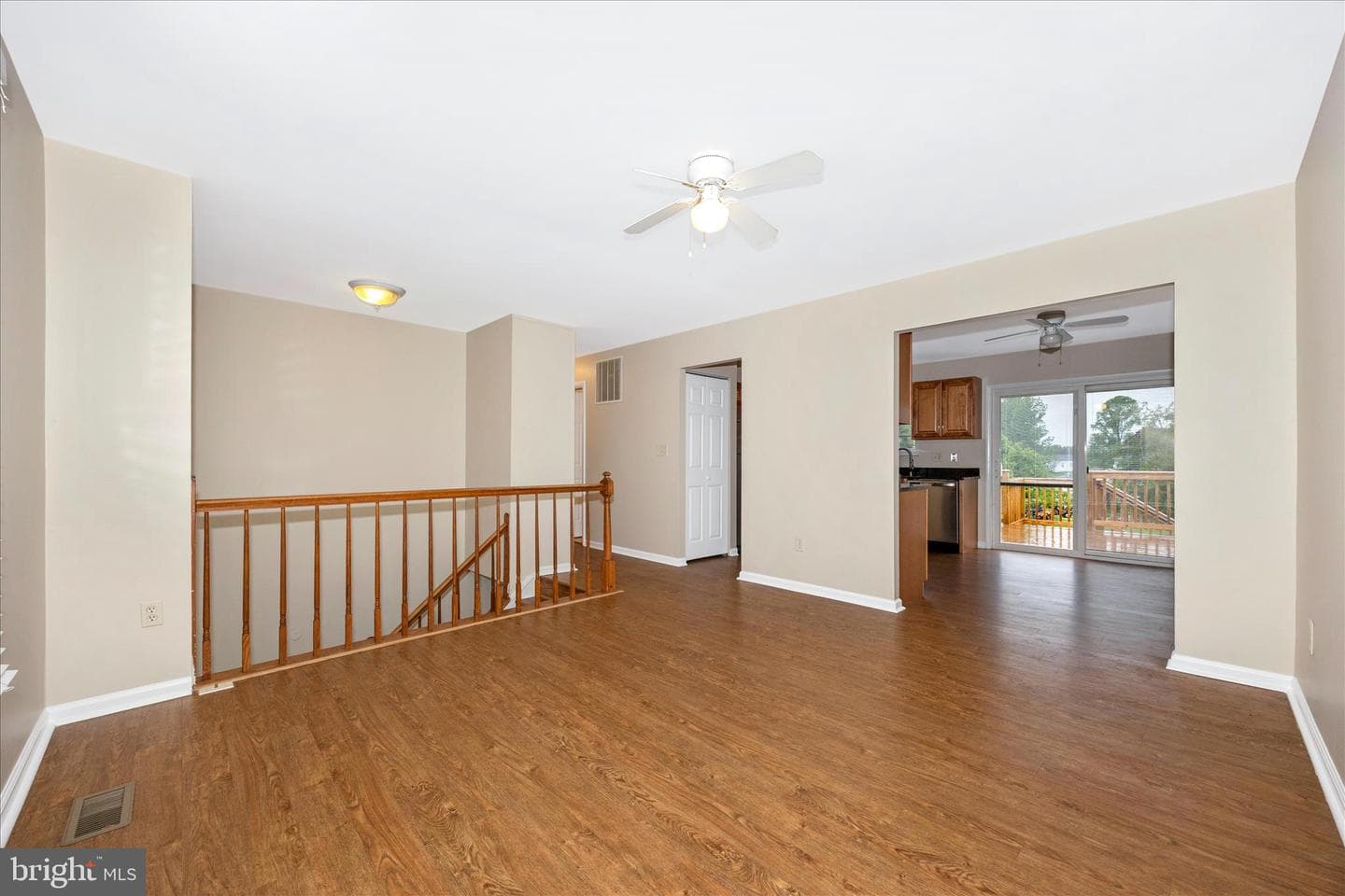 11005 Horseshoe Drive photo 7