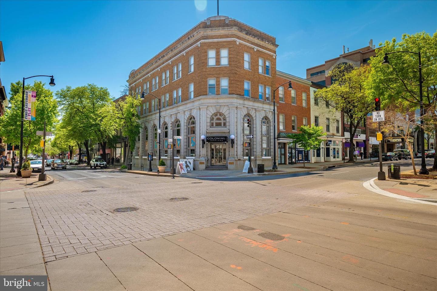 1190 N Market Street photo 100