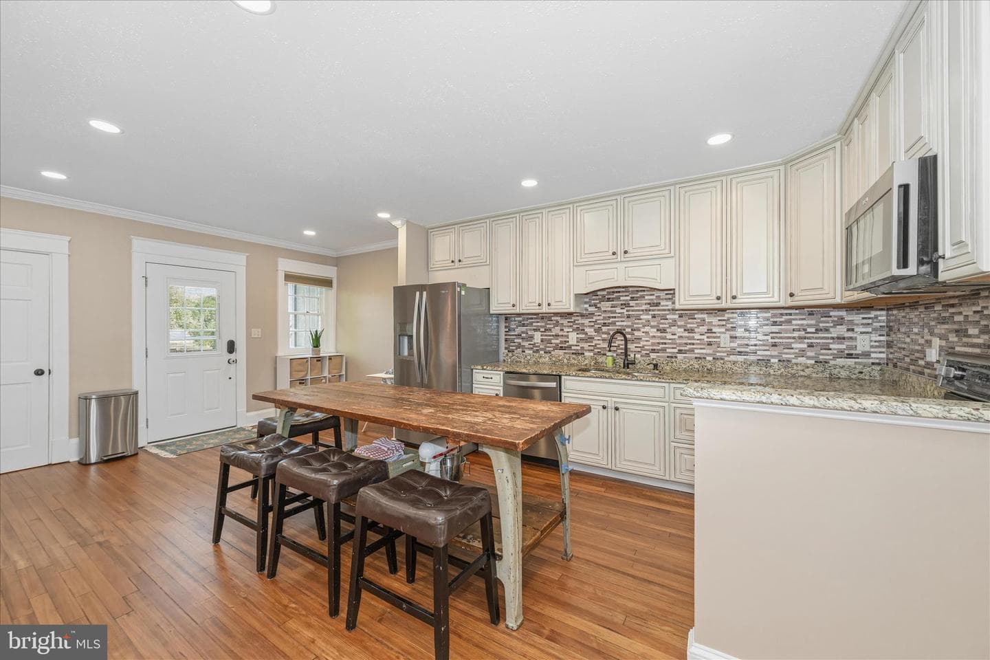 1190 N Market Street photo 11