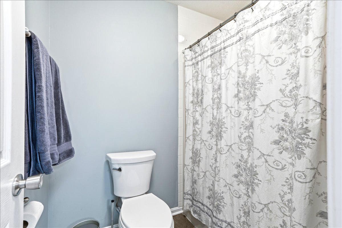 5604 Worchester Court photo 27