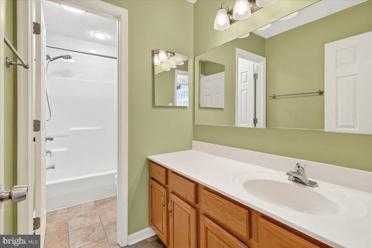 5604 Worchester Court photo 62