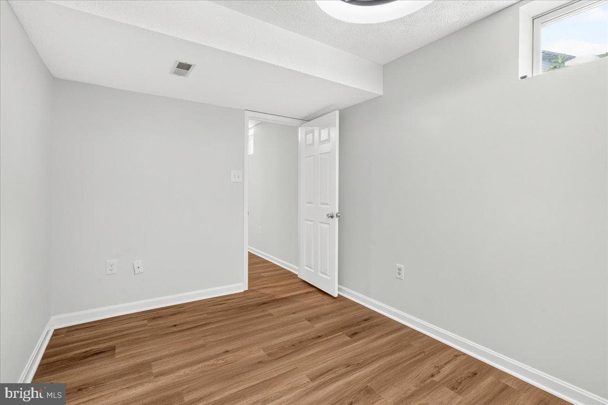 5604 Worchester Court photo 75