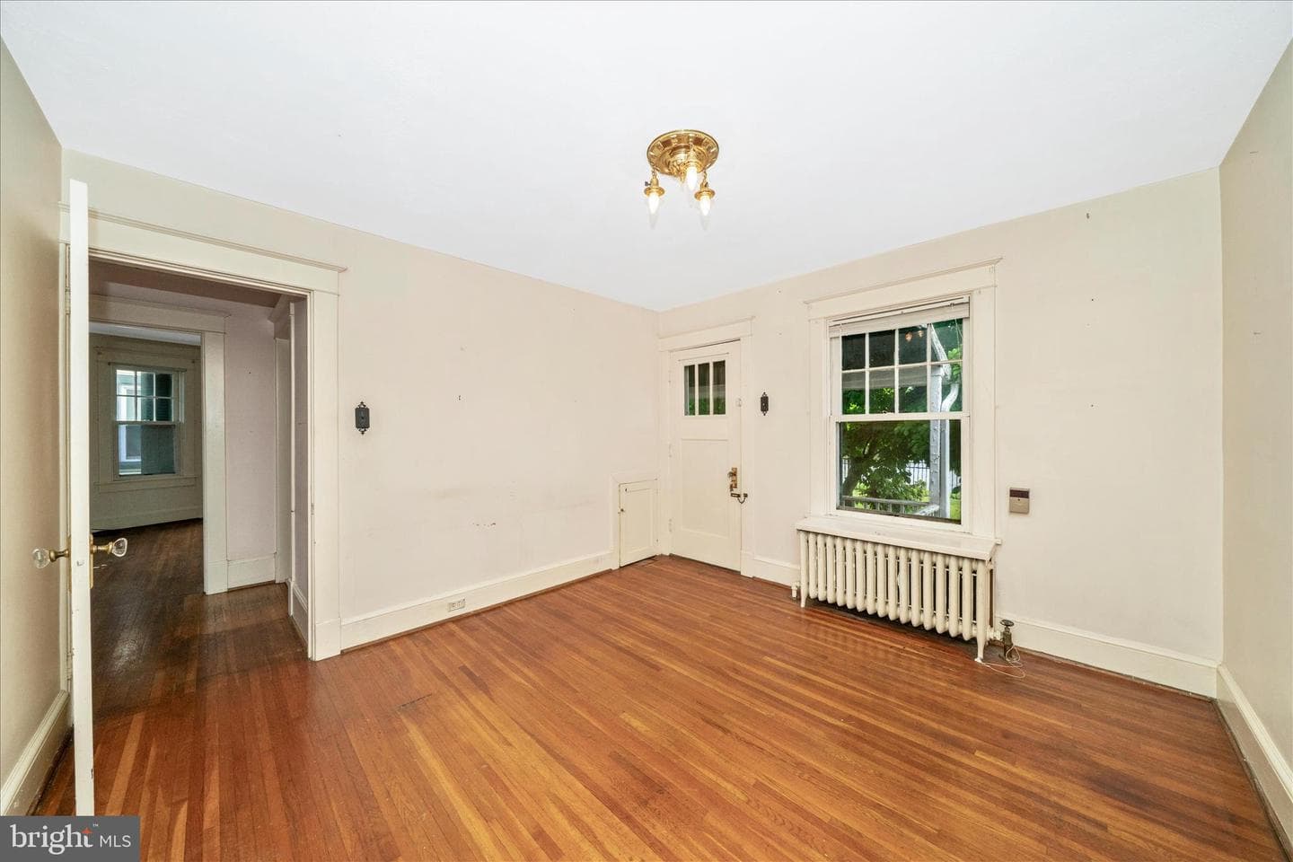 523 W Potomac St photo 34