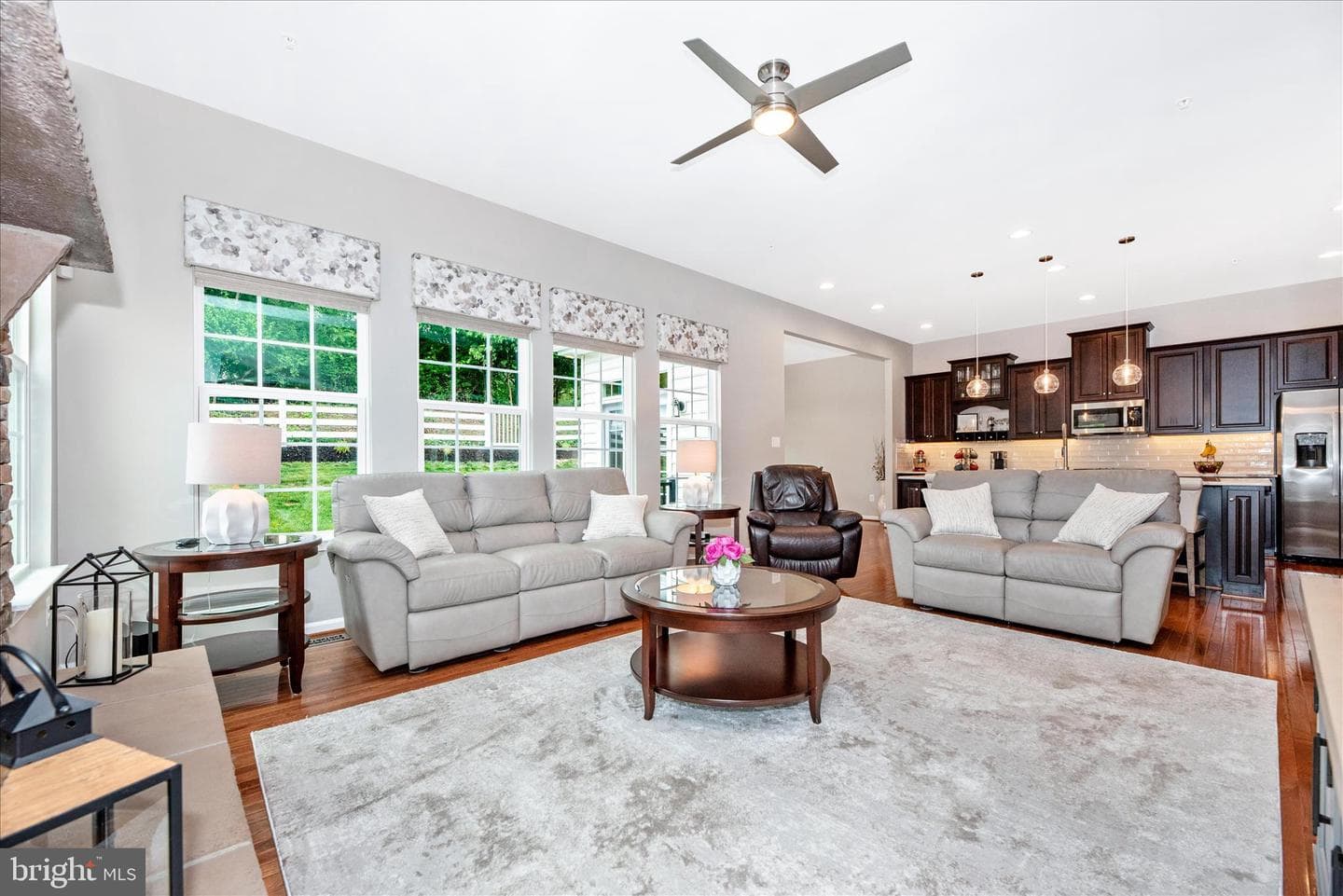 4714 De Invierno Way photo 10
