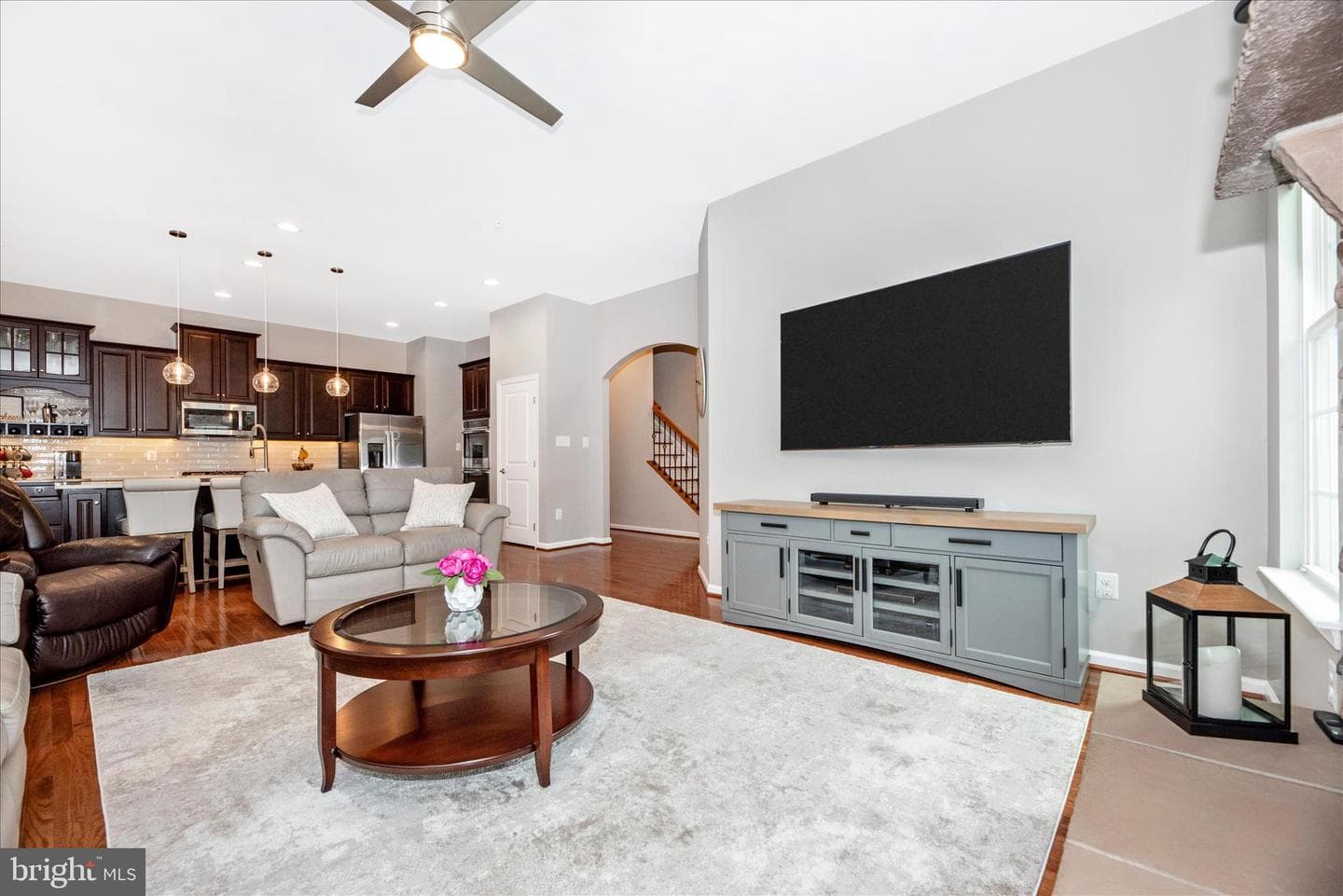 4714 De Invierno Way photo 11