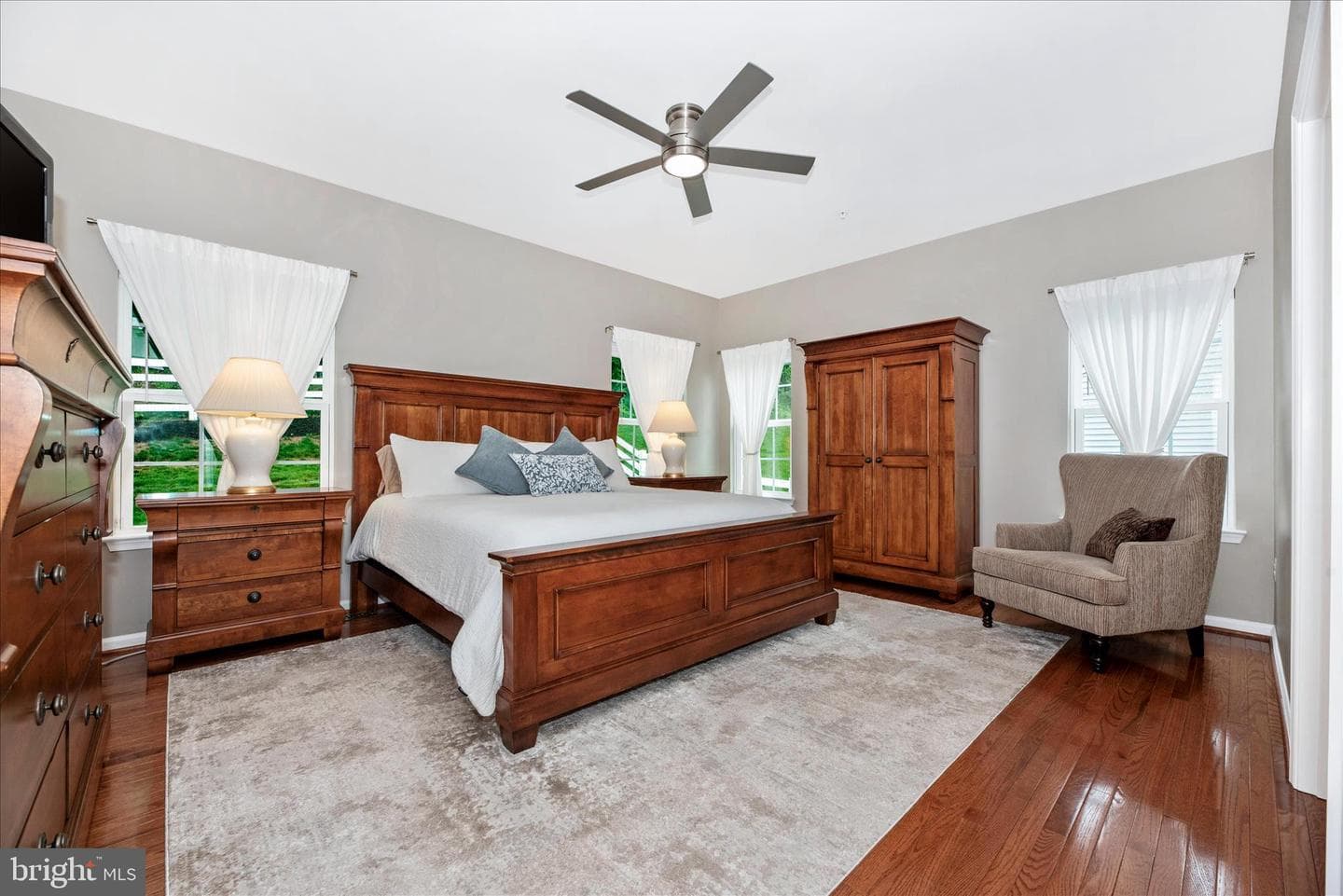 4714 De Invierno Way photo 21