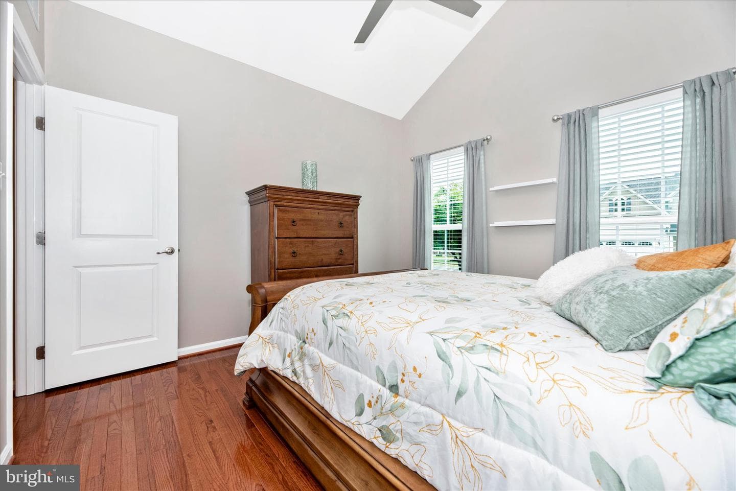 4714 De Invierno Way photo 27