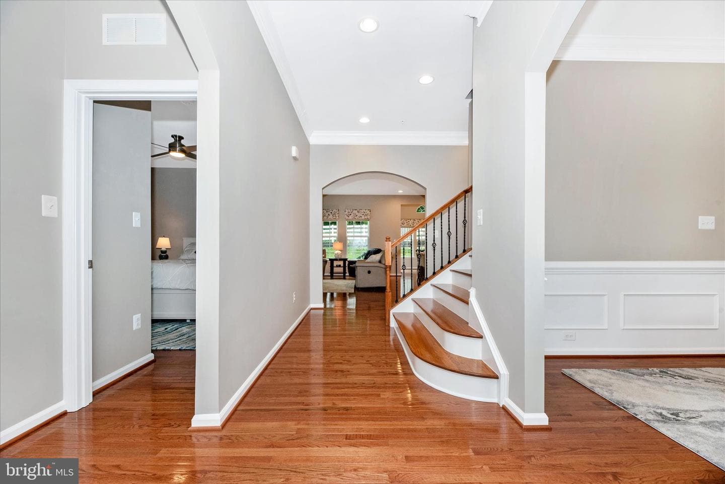 4714 De Invierno Way photo 6