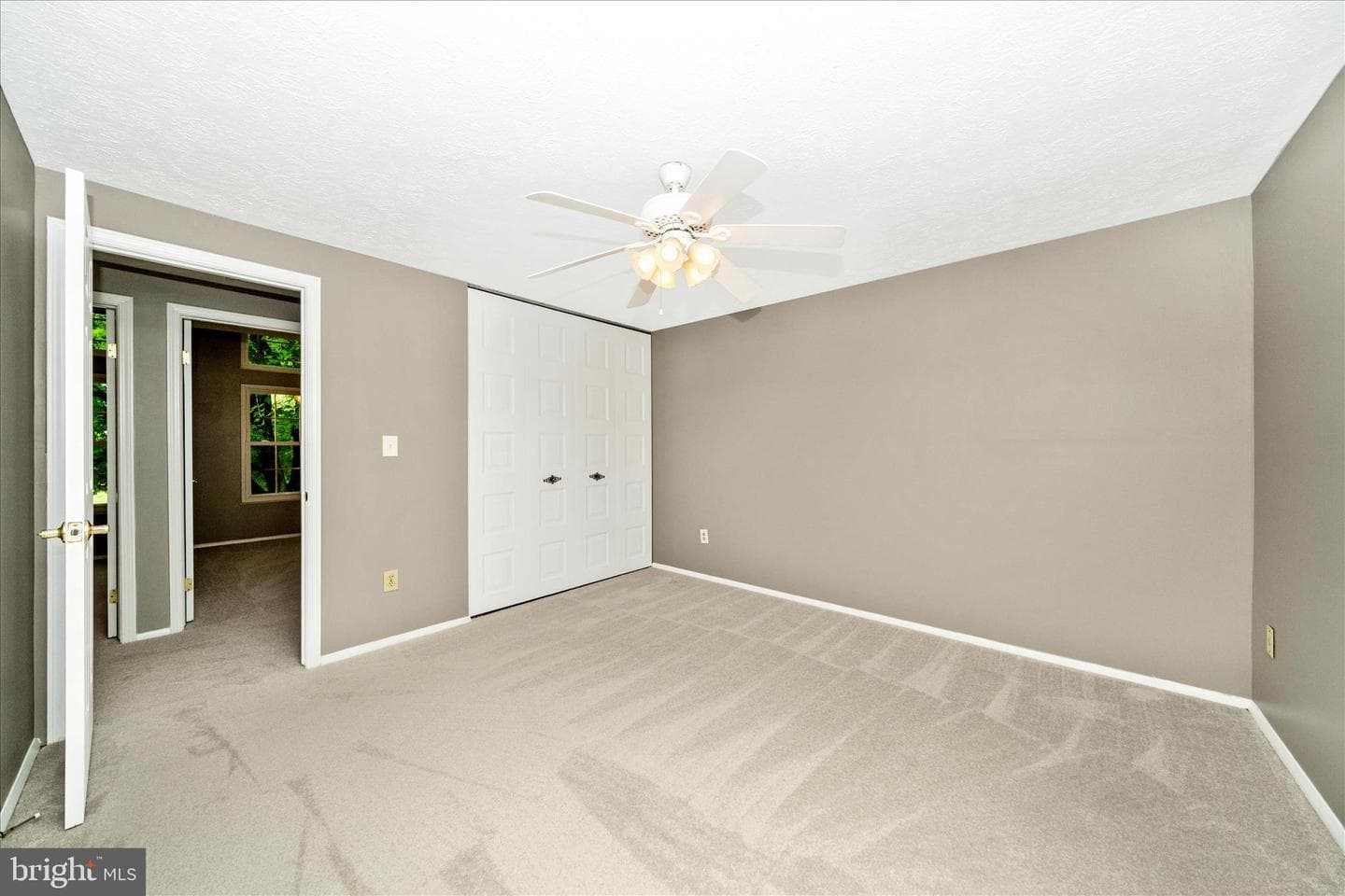 218 Sandstone Drive photo 23