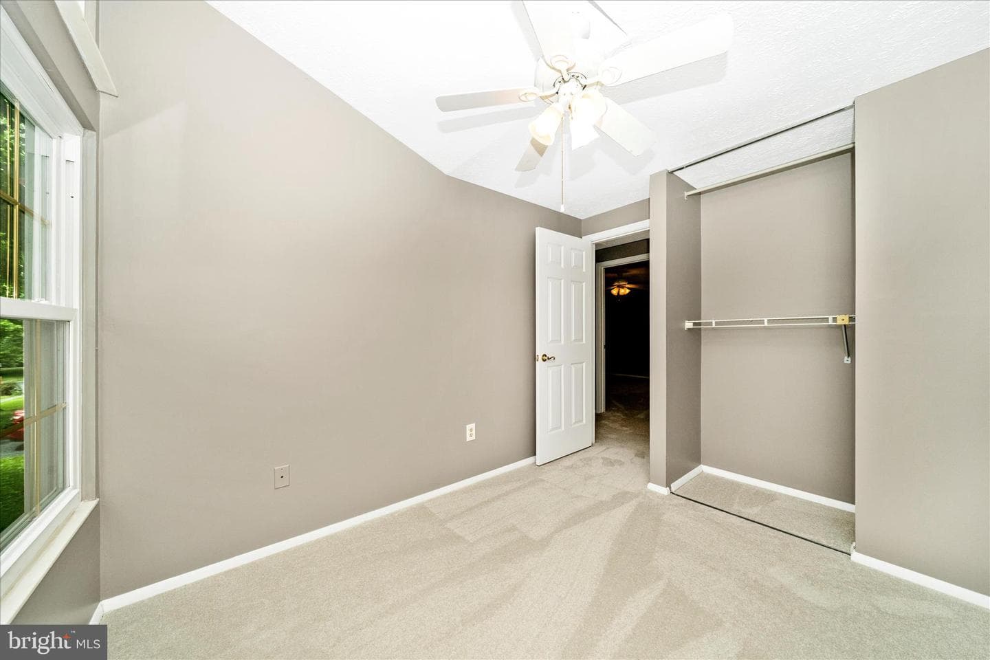 218 Sandstone Drive photo 31