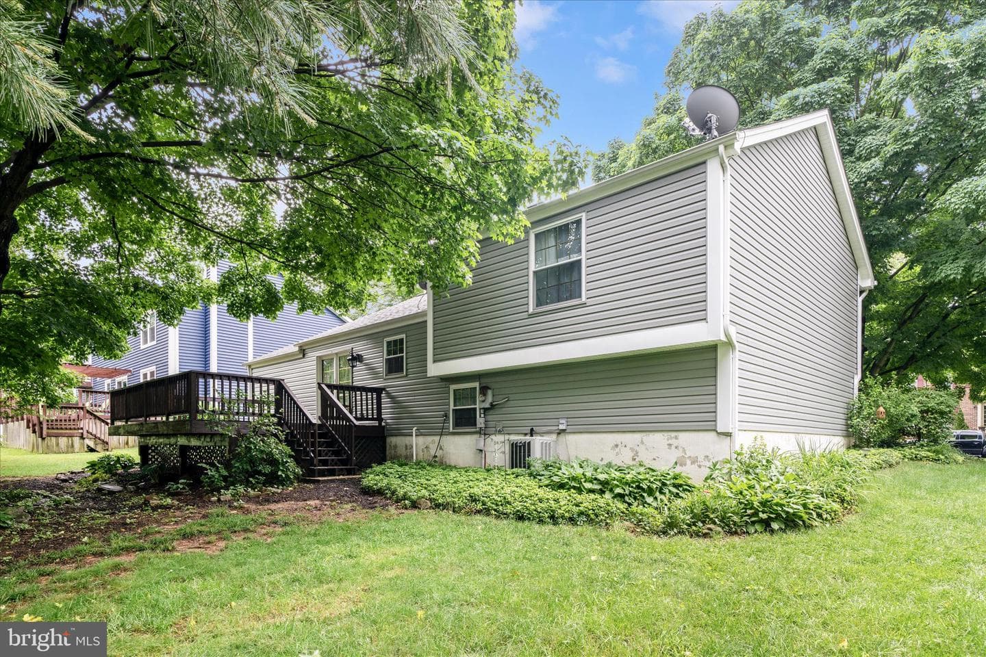 218 Sandstone Drive photo 48
