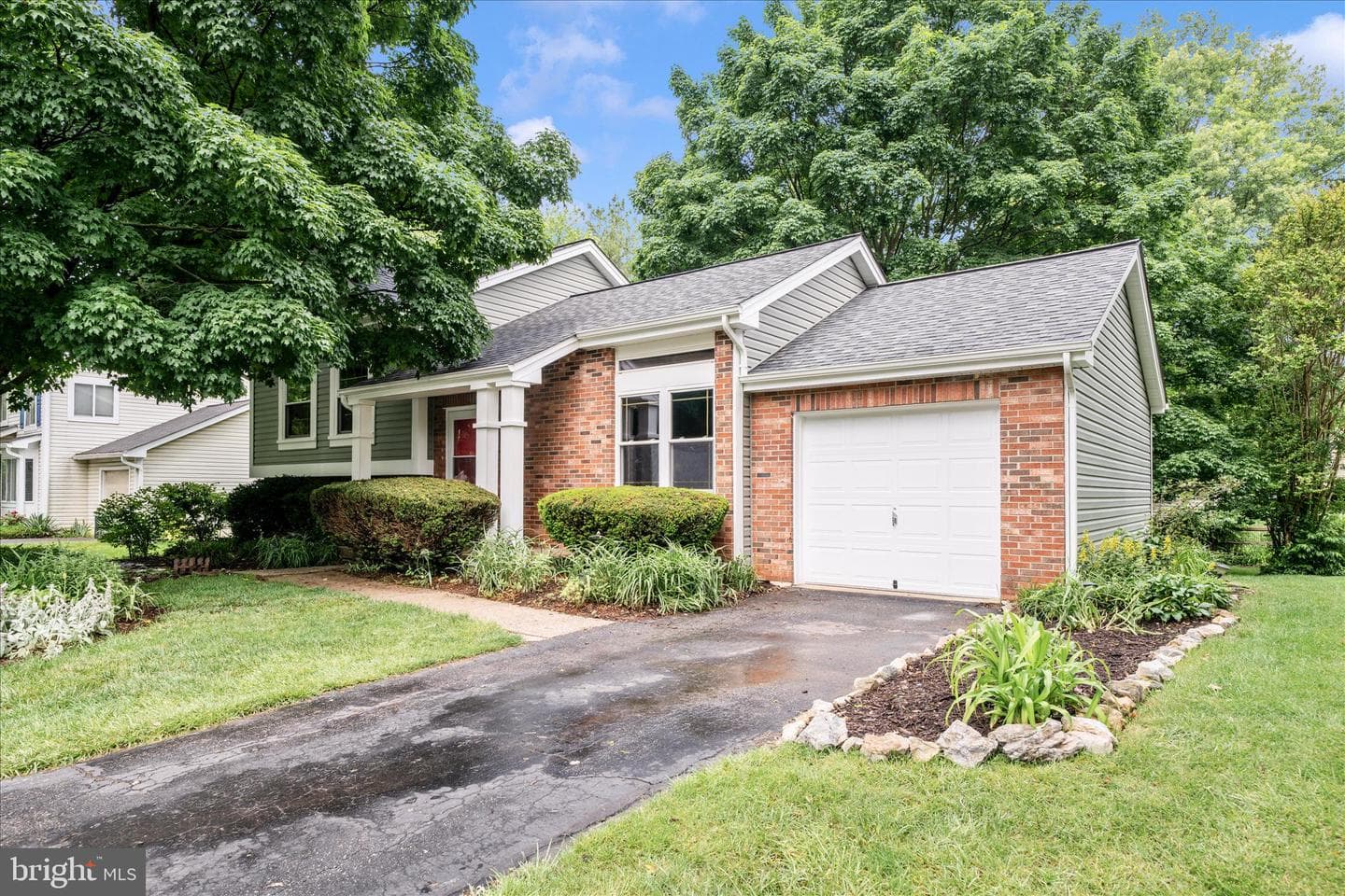 218 Sandstone Drive photo 53