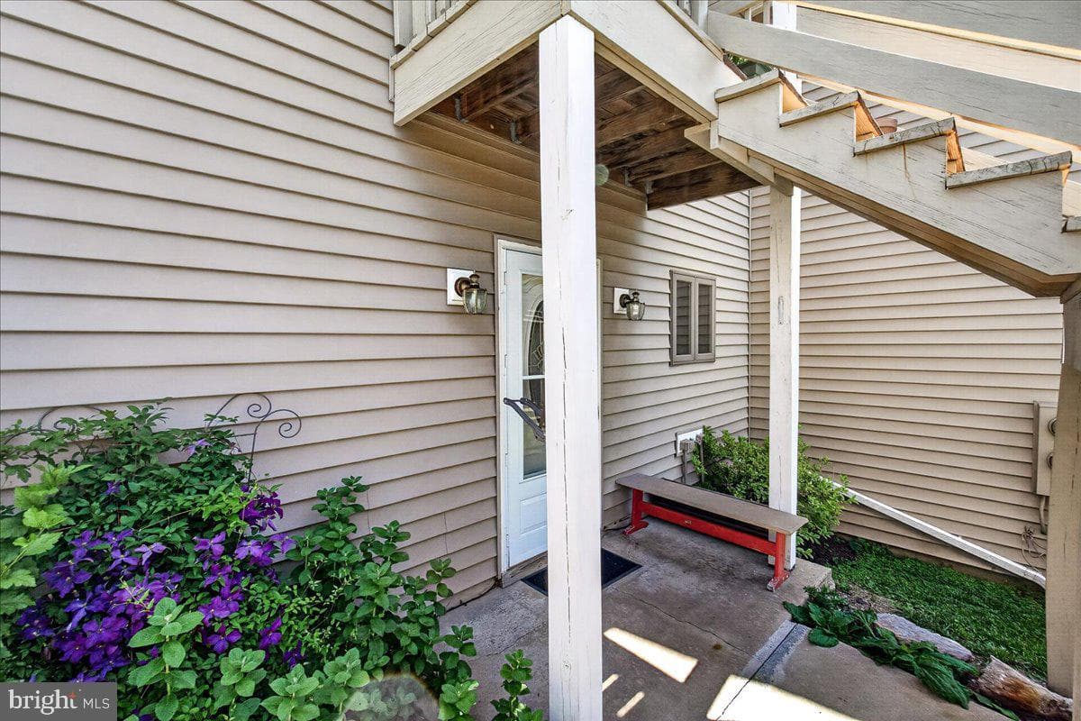 10269 White Pelican Way #102b, New Market