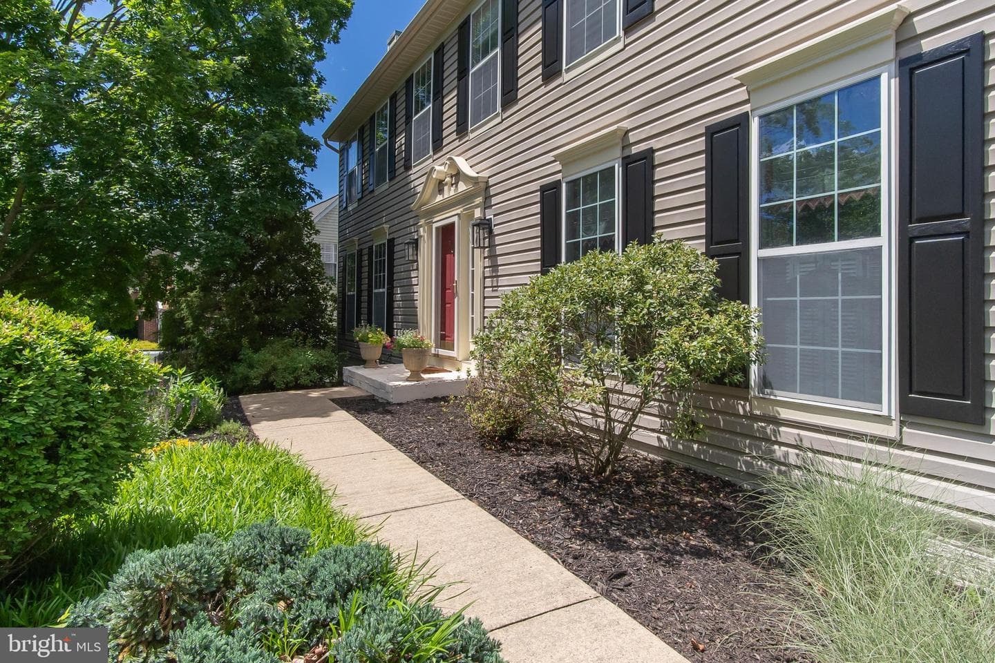 24 Young Branch Drive photo 3