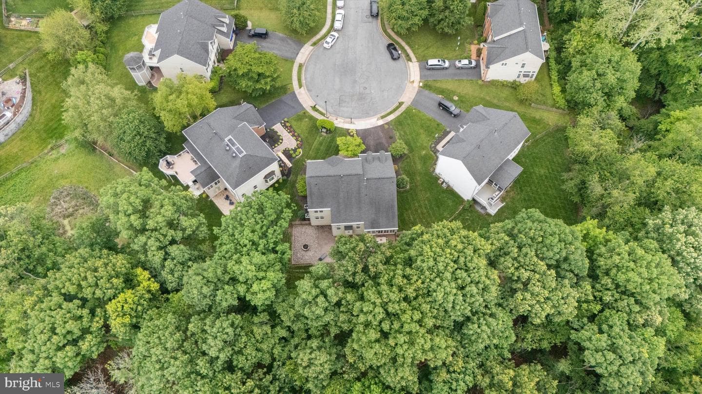 6353 Knollwood Court photo 42