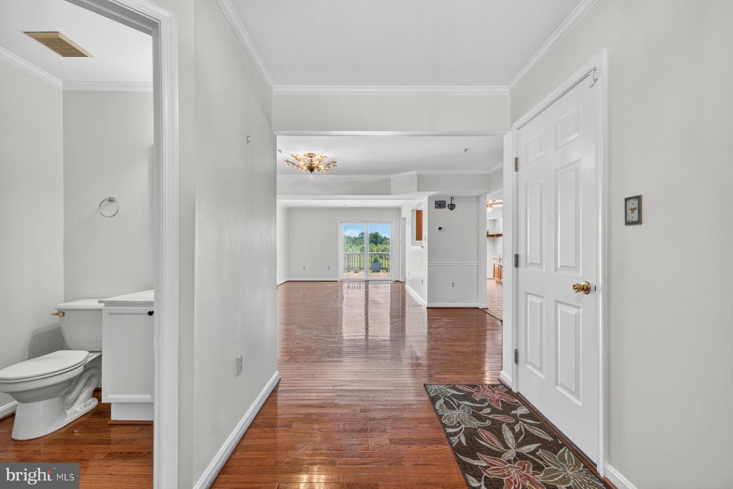 8023 Admiralty Place photo 4