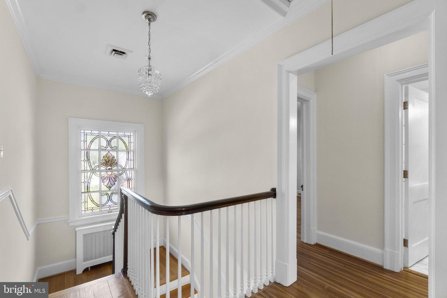 305 College Place photo 28