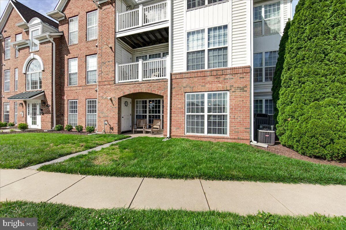 2506 Coach House Way #1d photo 27