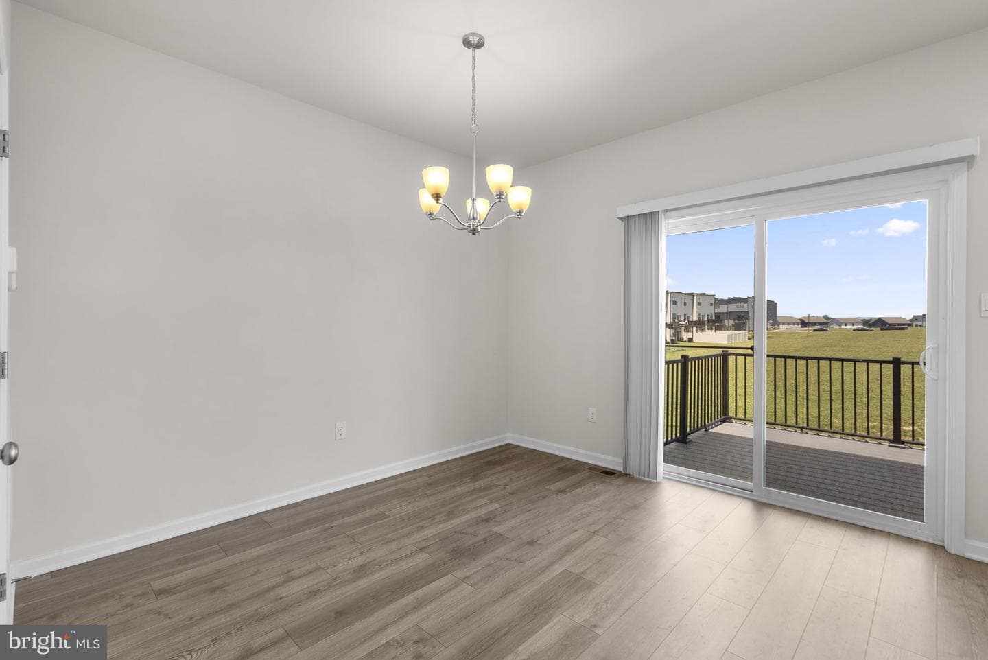 861 Amity Street photo 16