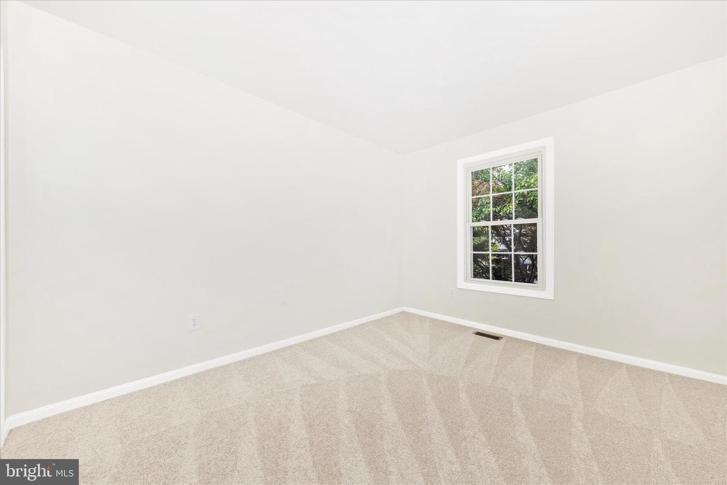 176 Stoneybrook Ct photo 21